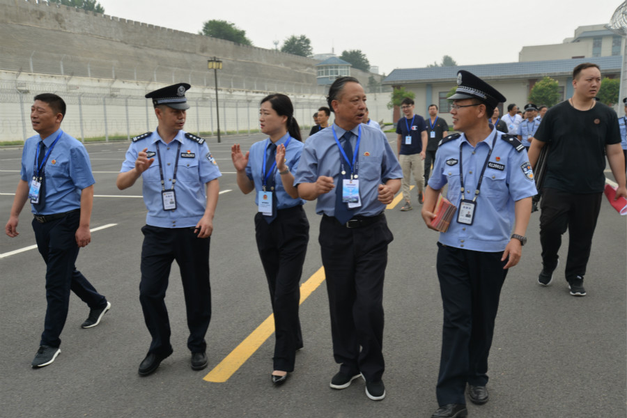 河南省洛阳监狱举办开放日活动 38人受聘特邀监督员